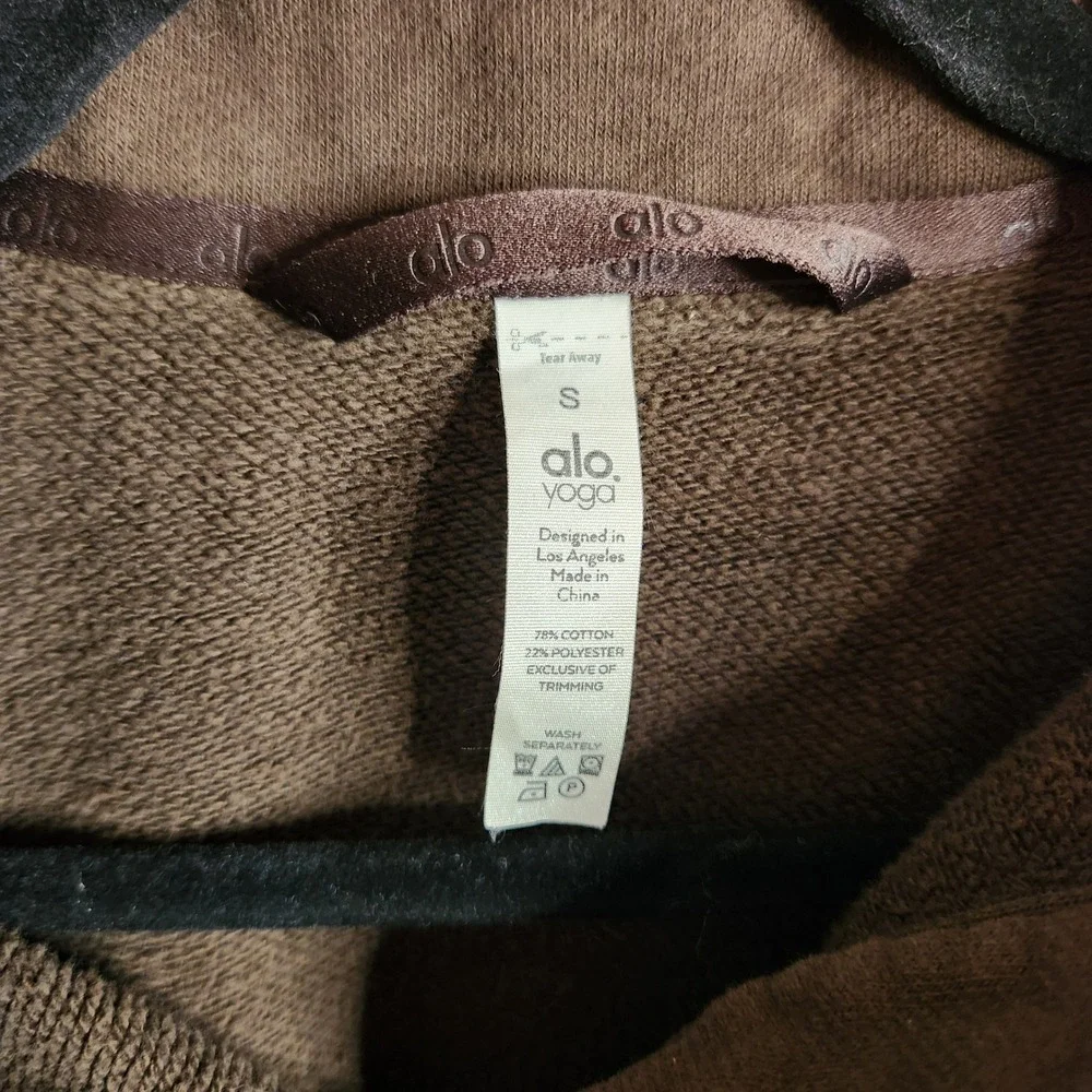 Alo Yoga Renown Jacket Brown Cropped Button Up Jacket Small